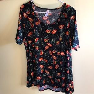XL LuLaRoe Perfect Tee